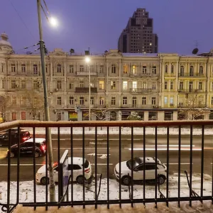 Partner Saksahans'koho Apartment Kyiv