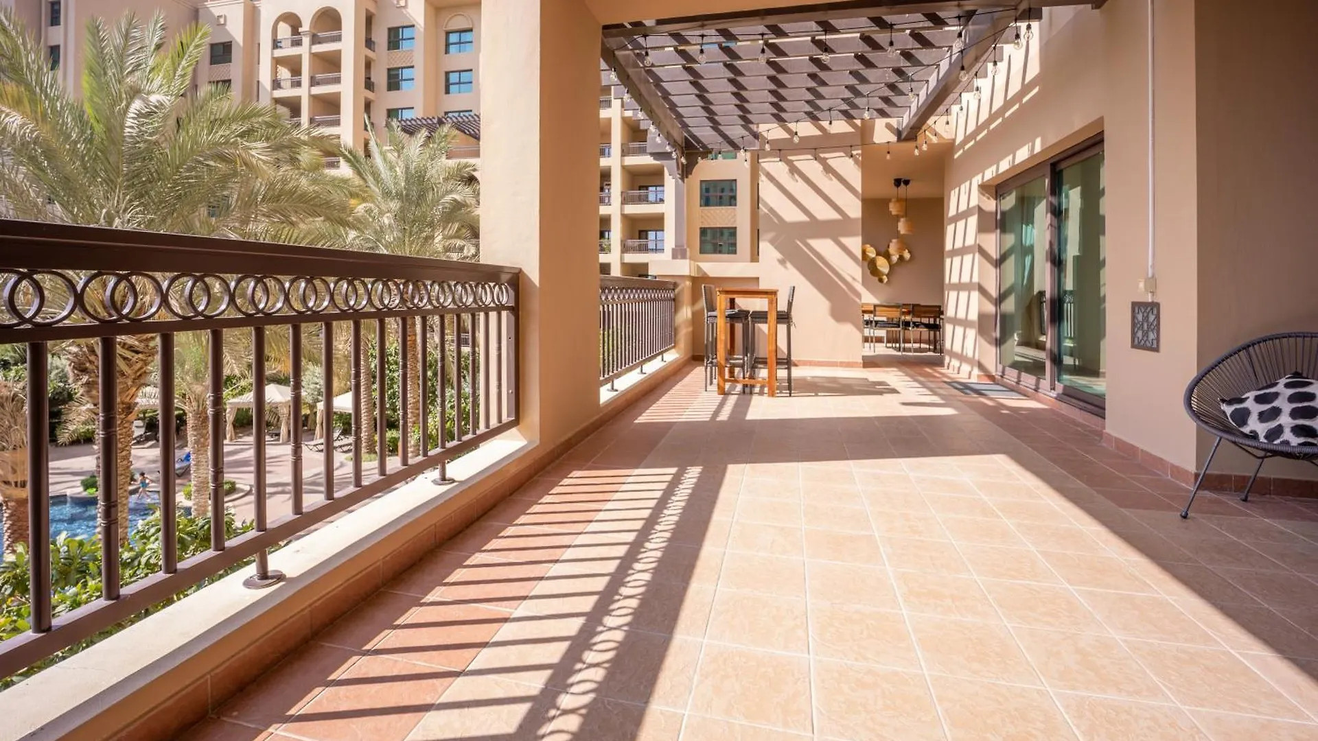 Apartment South & North Residence Palm Jumeirah Dubai
