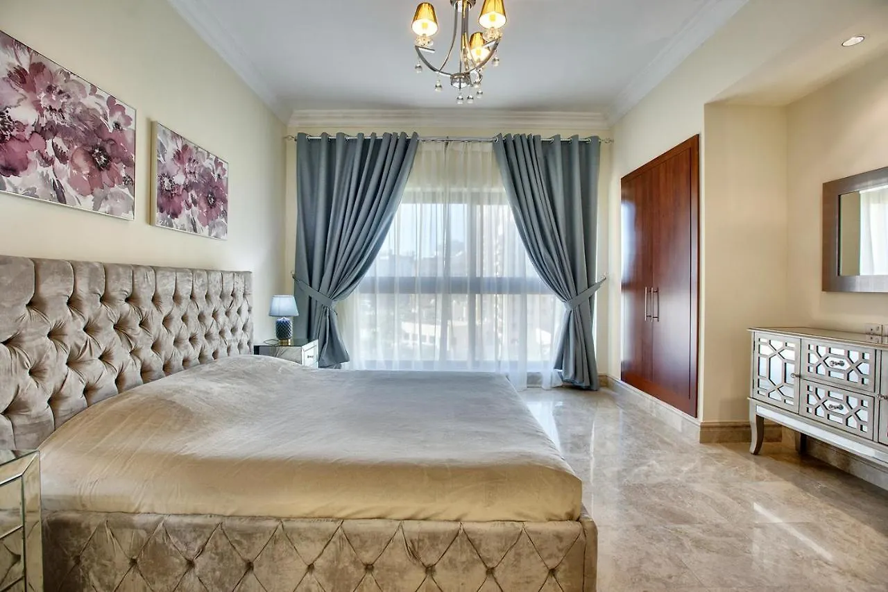 Apartment South & North Residence Palm Jumeirah Dubai
