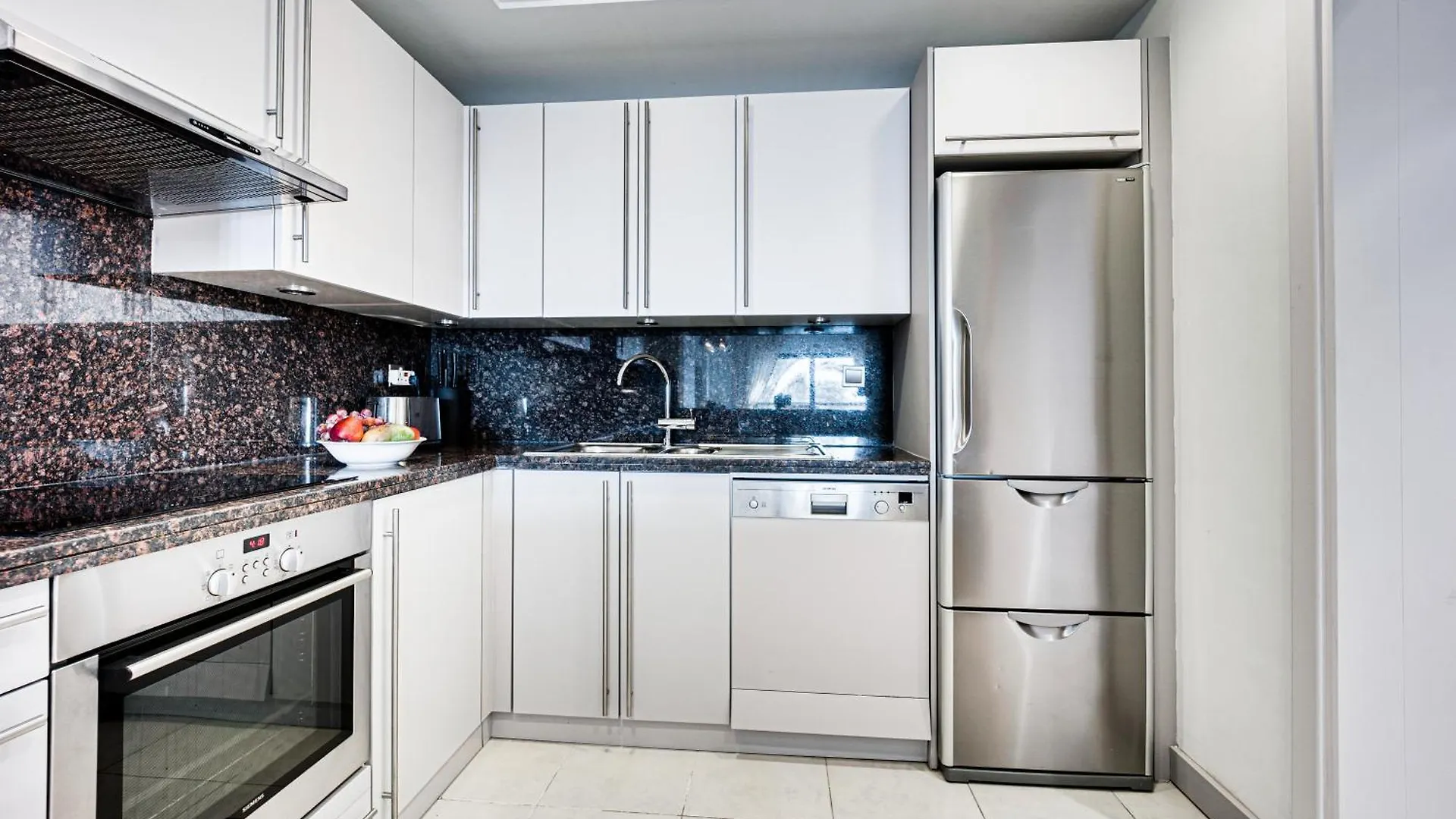 South & North Residence Palm Jumeirah Dubai Apartment